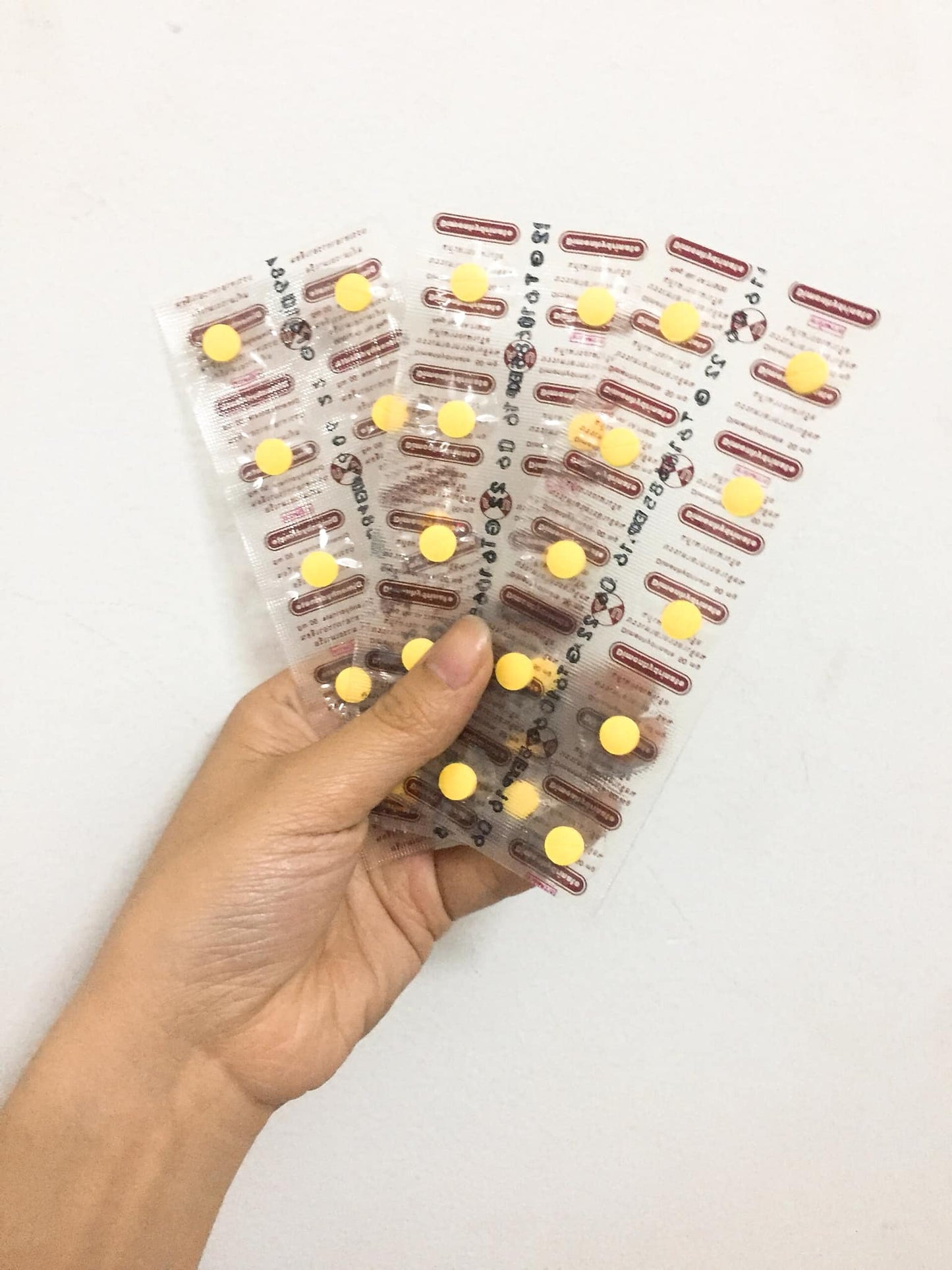 Viên uống chống say tàu xe Dimenhydrinate