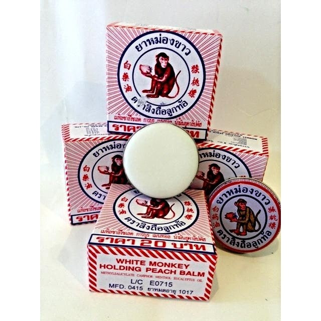 Dầu cù là con khỉ White Monkey Holding Peach Balm