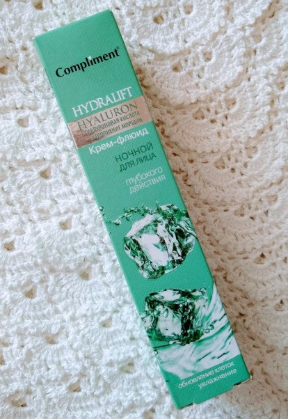 Kem dưỡng ban đêm Compliment Hydralift Hyaluron