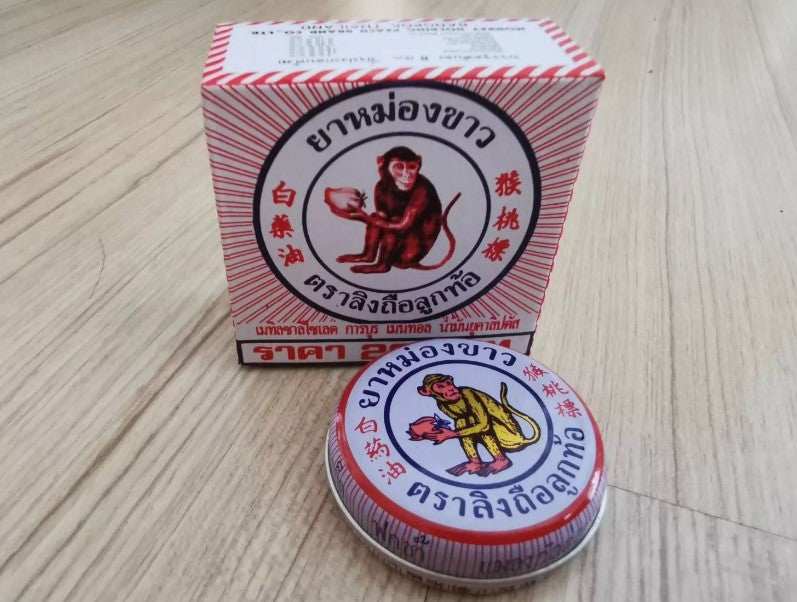Dầu cù là con khỉ White Monkey Holding Peach Balm