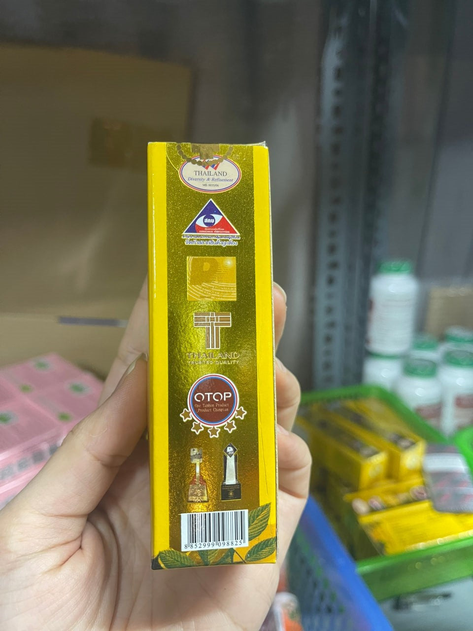 Dầu chữ thập Vàng - Gold Cross Yellow Oil Thái Lan