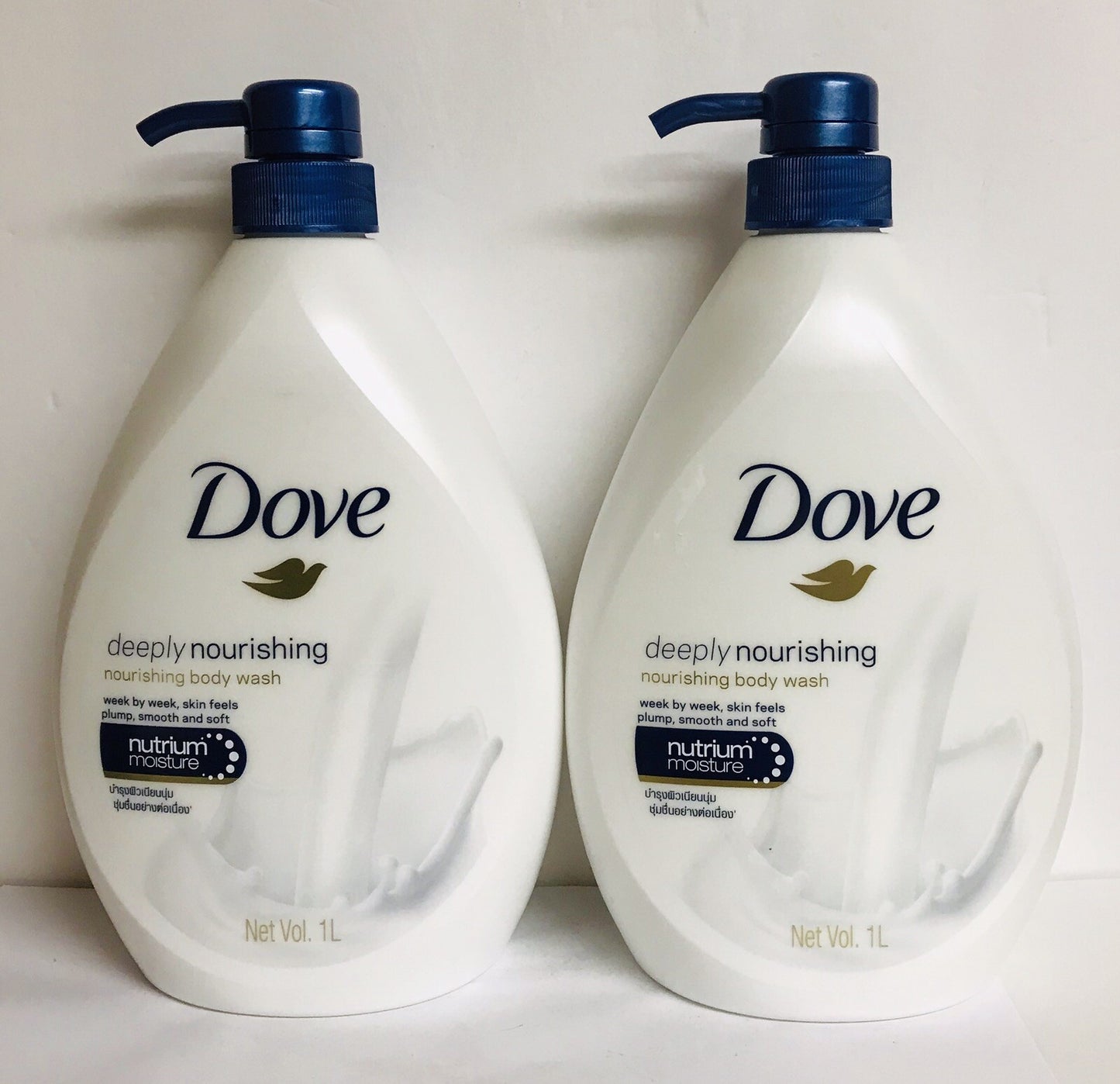 Sữa Tắm dưỡng ẩm sâu Dove Deeply Nourishing