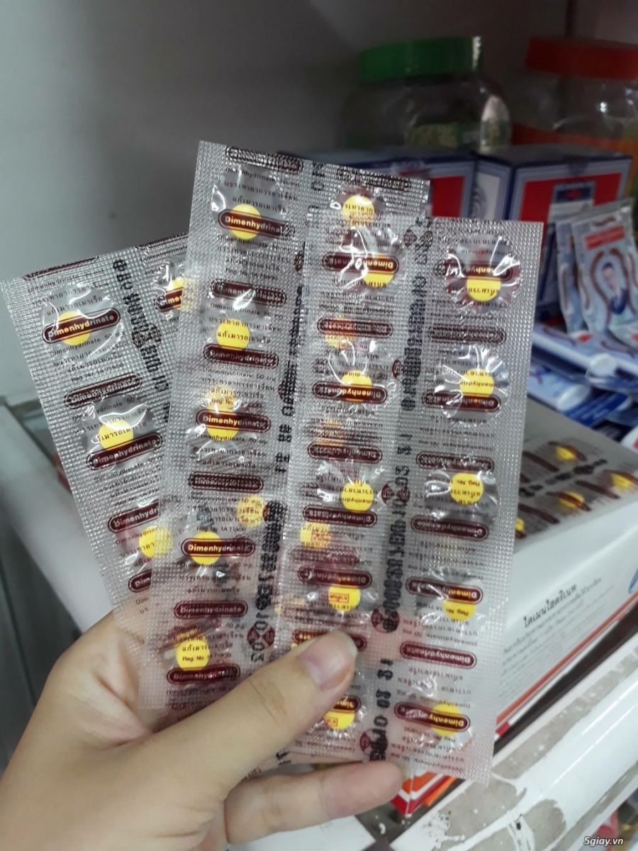 Viên uống chống say tàu xe Dimenhydrinate