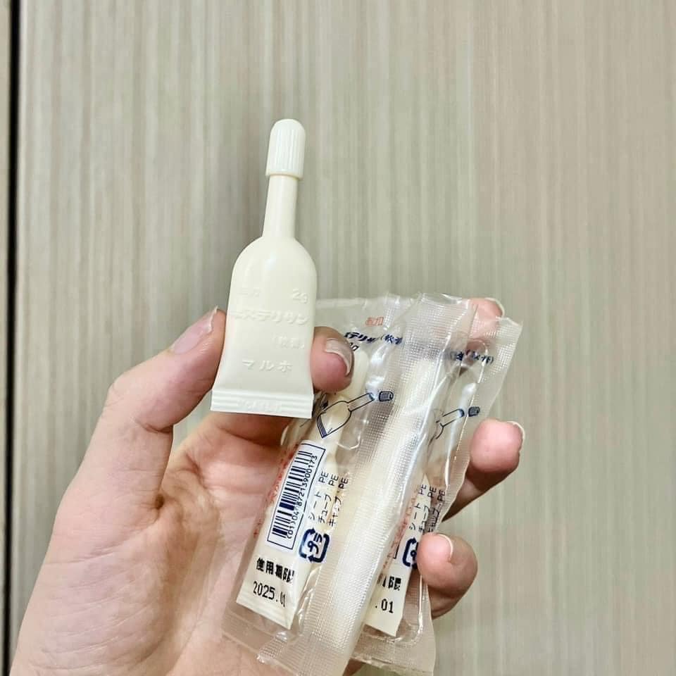 Vỉ 5 tuýp kem bôi trĩ Nhật Posterisan Forte